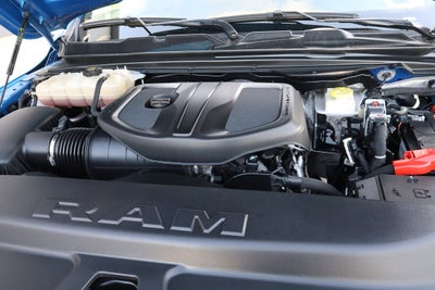 2025 RAM 1500 Big Horn 4x4 Crew Cab 5'7 Box