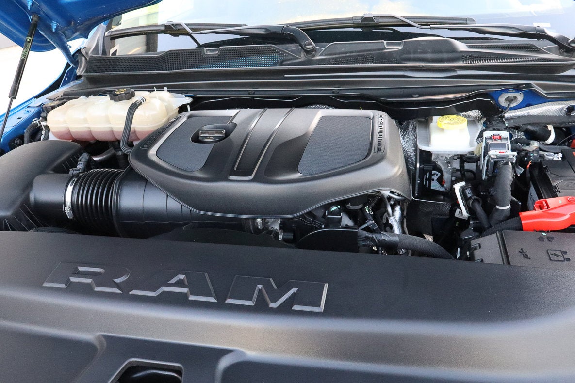 2025 RAM 1500 Big Horn 4x4 Crew Cab 5'7 Box