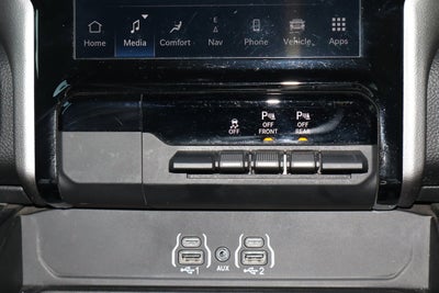 2025 RAM 1500 Big Horn 4x4 Crew Cab 5'7 Box