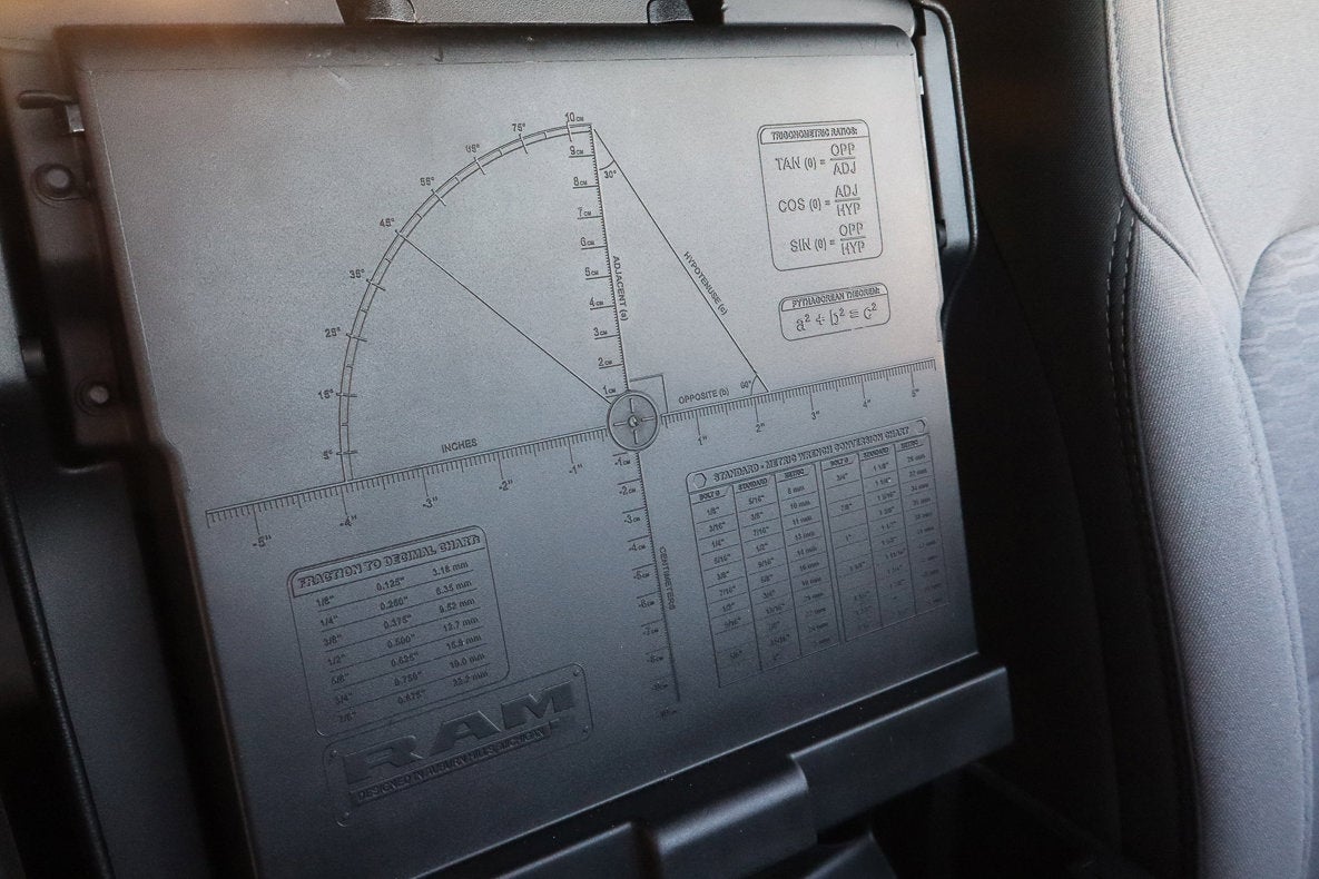 2025 RAM 1500 Big Horn 4x4 Crew Cab 5'7 Box