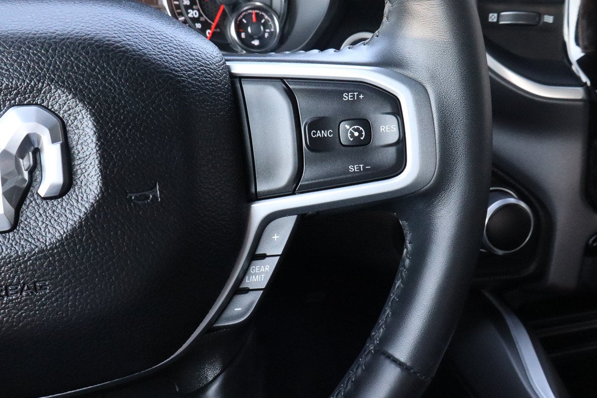 2022 RAM 1500 Big Horn 4x4 Crew Cab 5'7 Box
