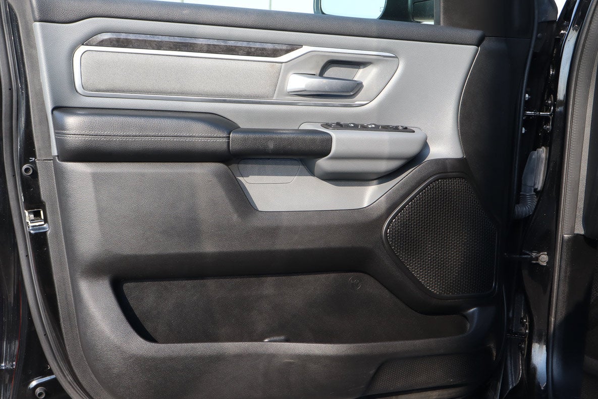 2022 RAM 1500 Big Horn 4x4 Crew Cab 5'7 Box