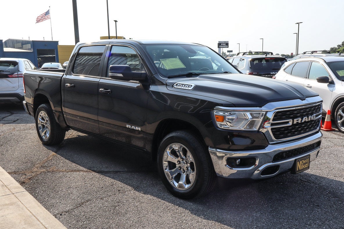 2022 RAM 1500 Big Horn 4x4 Crew Cab 5'7 Box