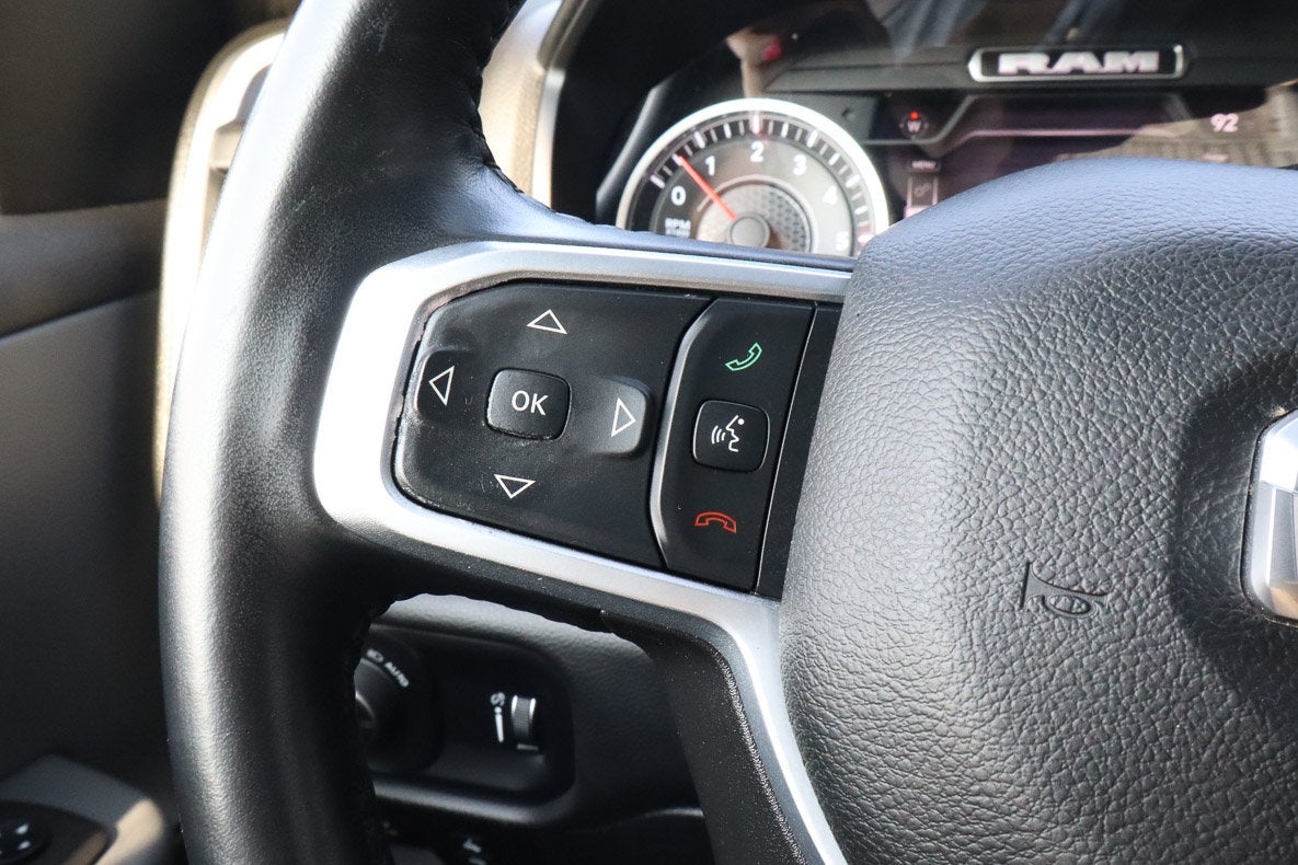 2022 RAM 1500 Big Horn 4x4 Crew Cab 5'7 Box