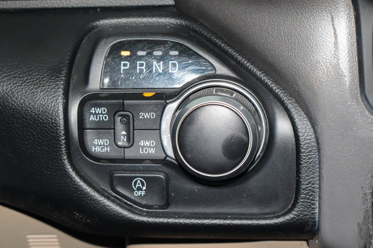 2020 RAM 1500 Big Horn 4x4 Crew Cab 5'7 Box