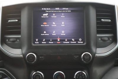 2020 RAM 1500 Big Horn 4x4 Crew Cab 5'7 Box