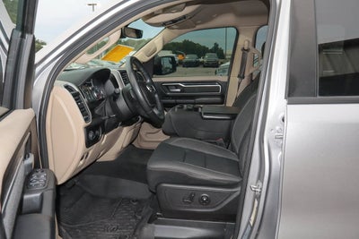 2020 RAM 1500 Big Horn 4x4 Crew Cab 5'7 Box