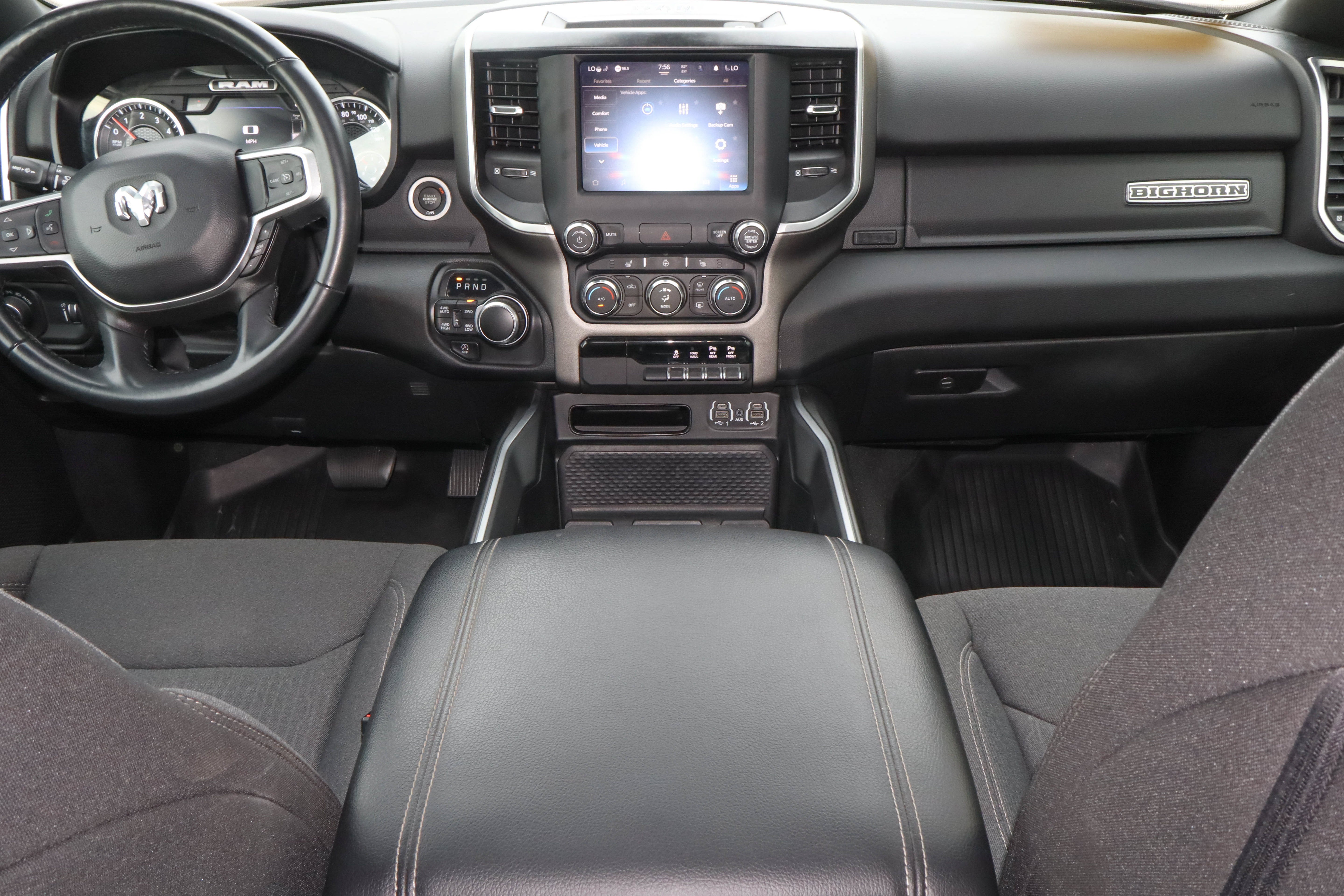 2022 RAM 1500 Big Horn 4x4 Crew Cab 5'7 Box