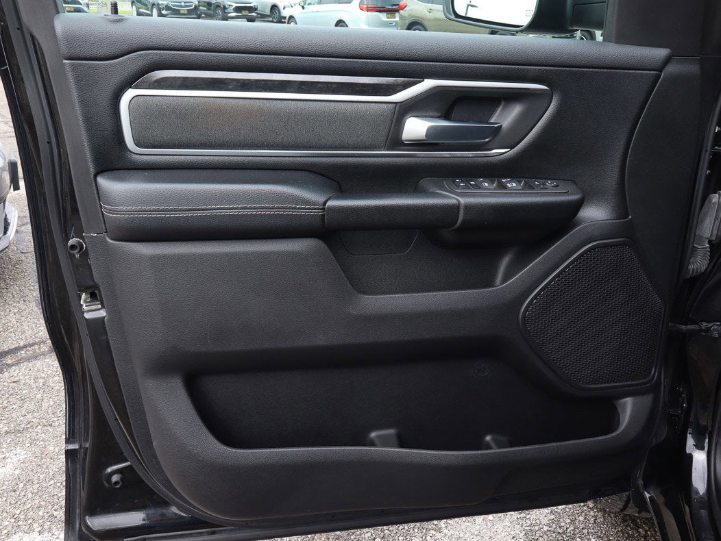 2023 RAM 1500 Big Horn 4x4 Crew Cab 5'7 Box