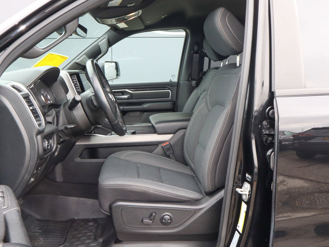 2023 RAM 1500 Big Horn 4x4 Crew Cab 5'7 Box