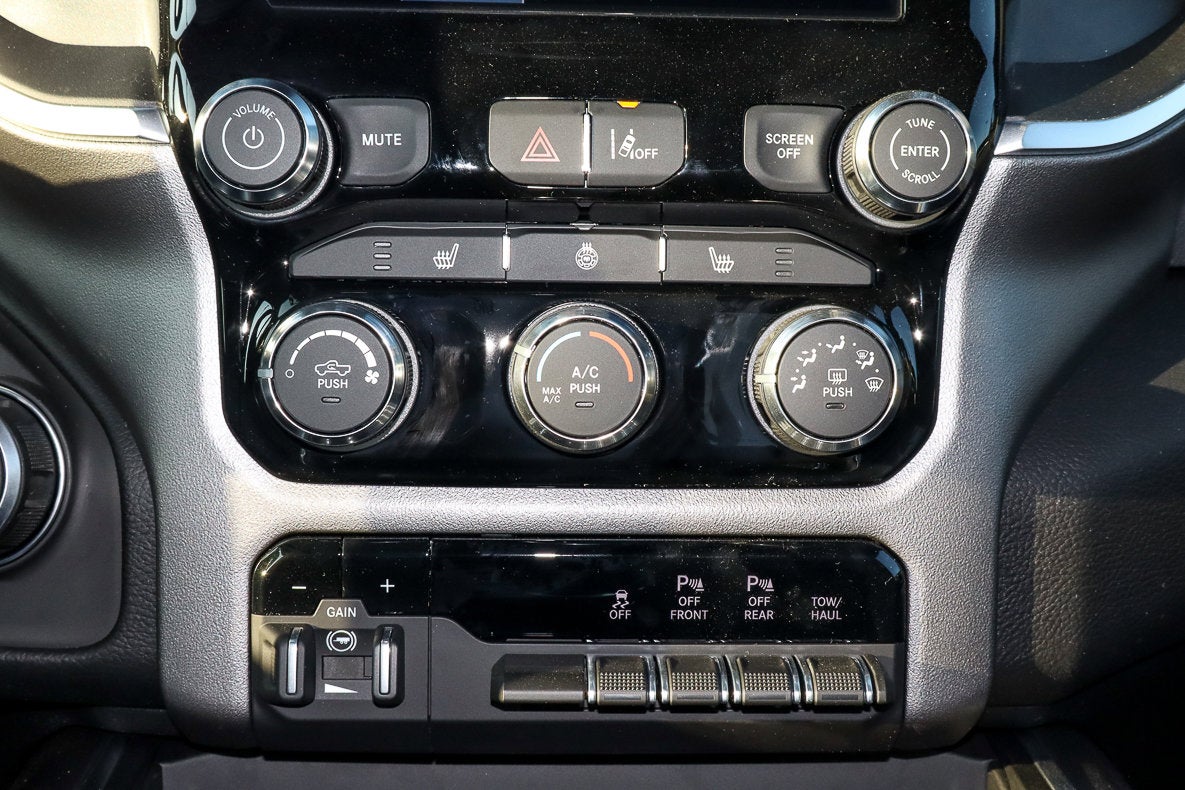 2026 RAM 1500 Big Horn 4x4 Crew Cab 5'7 Box