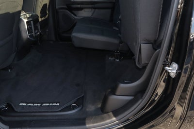 2022 RAM 1500 Big Horn 4x4 Crew Cab 5'7 Box