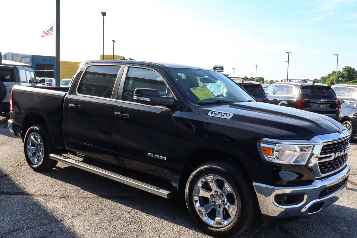 2022 RAM 1500 Big Horn 4x4 Crew Cab 5'7 Box
