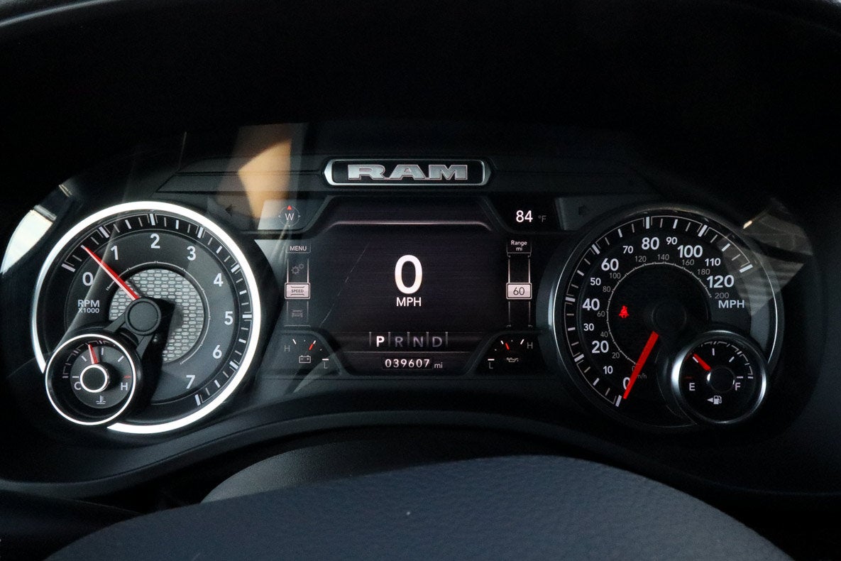 2022 RAM 1500 Big Horn 4x4 Crew Cab 5'7 Box