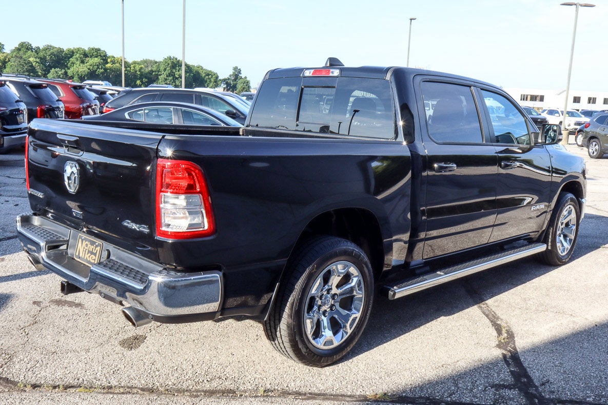 2022 RAM 1500 Big Horn 4x4 Crew Cab 5'7 Box