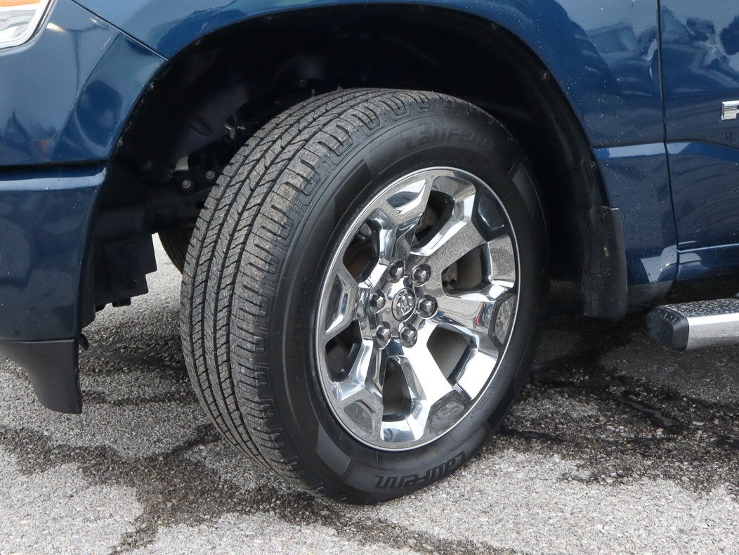 2022 RAM 1500 Big Horn 4x4 Crew Cab 5'7 Box