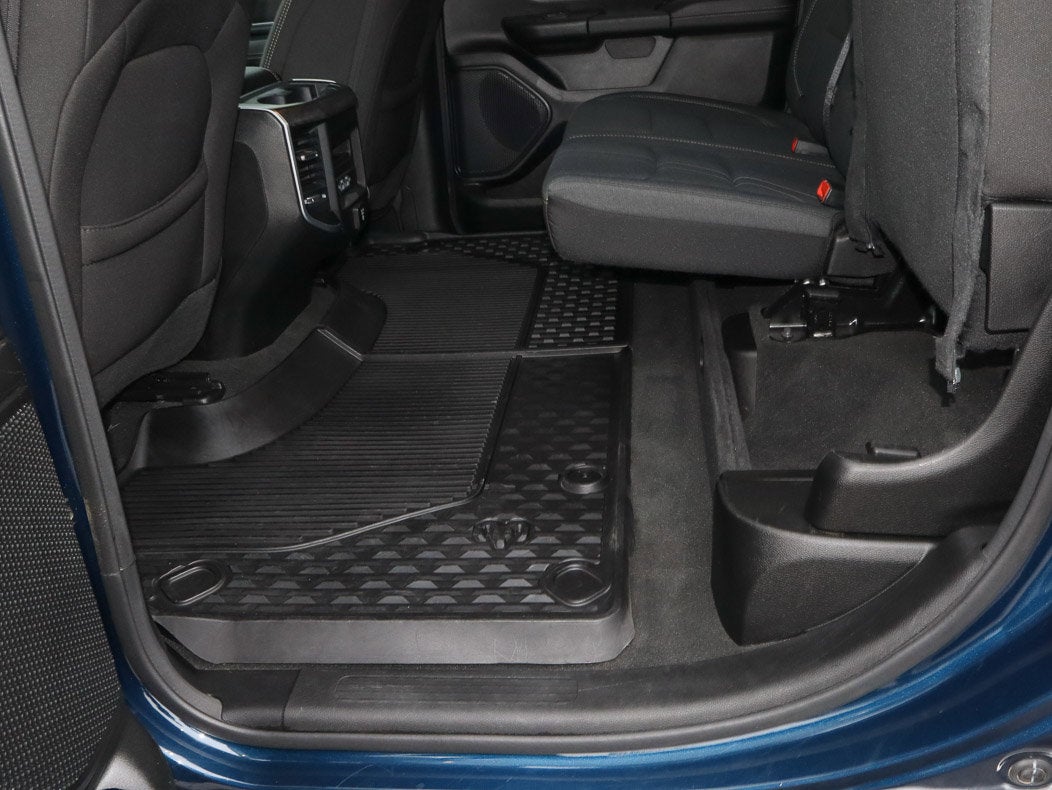 2022 RAM 1500 Big Horn 4x4 Crew Cab 5'7 Box