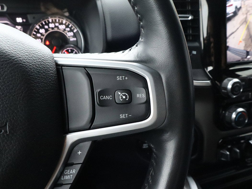 2022 RAM 1500 Big Horn 4x4 Crew Cab 5'7 Box