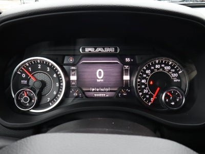 2022 RAM 1500 Big Horn 4x4 Crew Cab 5'7 Box