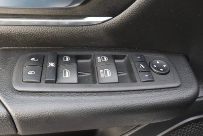 2022 RAM 1500 Big Horn 4x4 Crew Cab 5'7 Box