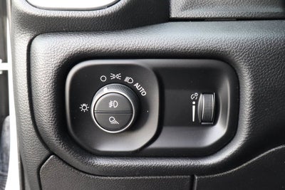 2022 RAM 1500 Big Horn 4x4 Crew Cab 5'7 Box