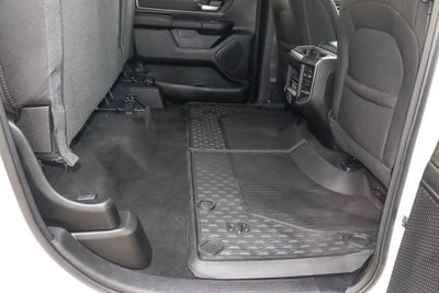 2022 RAM 1500 Big Horn 4x4 Crew Cab 5'7 Box