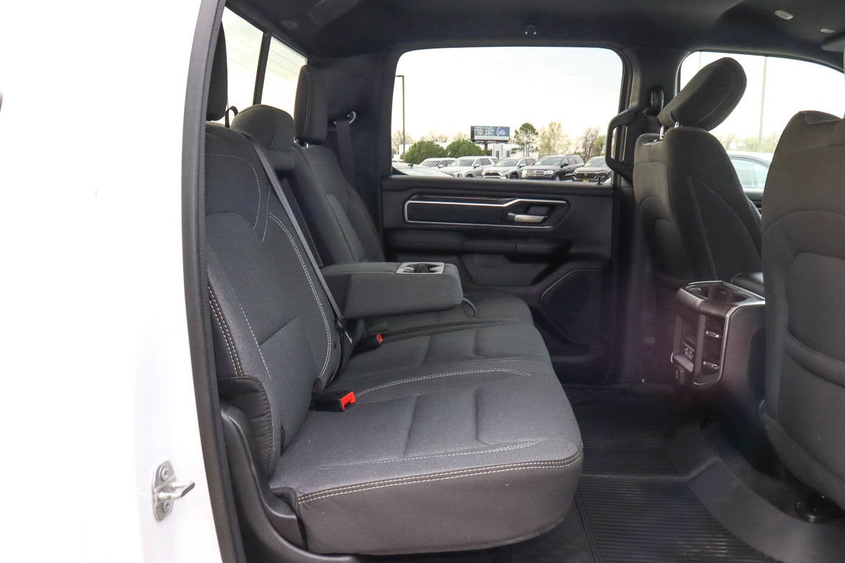 2022 RAM 1500 Big Horn 4x4 Crew Cab 5'7 Box