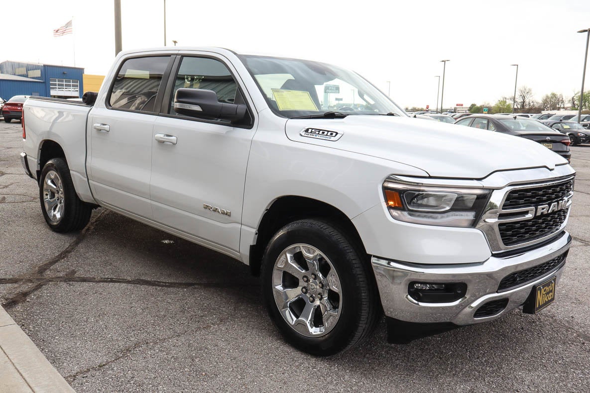 2022 RAM 1500 Big Horn 4x4 Crew Cab 5'7 Box