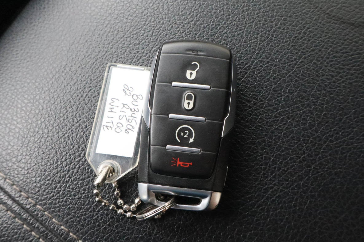 2022 RAM 1500 Big Horn 4x4 Crew Cab 5'7 Box