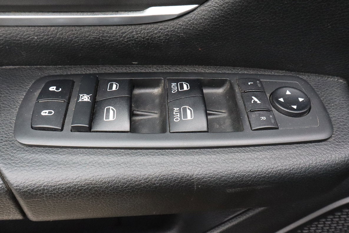 2019 RAM 1500 Big Horn/Lone Star 4x4 Crew Cab 5'7 Box