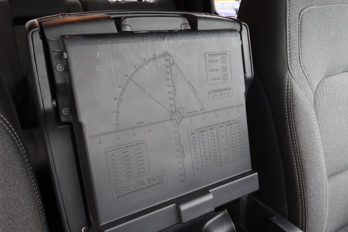 2019 RAM 1500 Big Horn/Lone Star 4x4 Crew Cab 5'7 Box