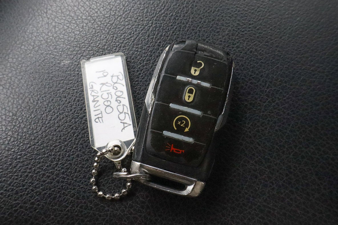 2019 RAM 1500 Big Horn/Lone Star 4x4 Crew Cab 5'7 Box