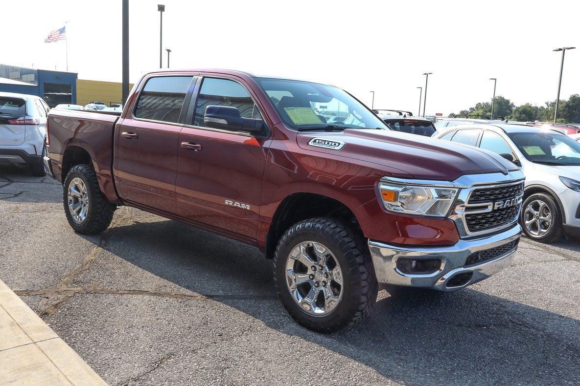 2022 RAM 1500 Big Horn 4x4 Crew Cab 5'7 Box