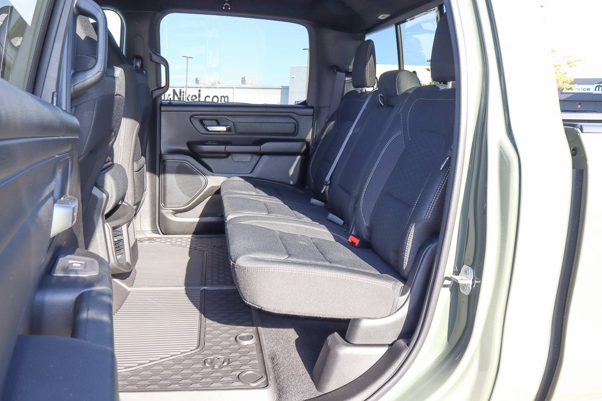 2026 RAM 1500 Warlock 4x4 Crew Cab 5'7 Box