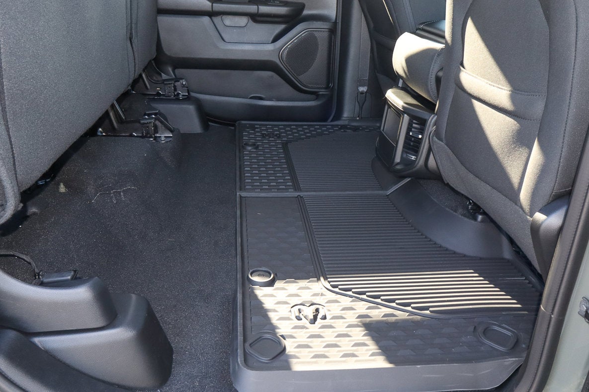 2026 RAM 1500 Warlock 4x4 Crew Cab 5'7 Box