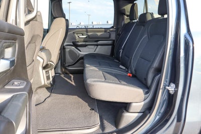 2026 RAM 1500 Express 4x4 Crew Cab 5'7 Box
