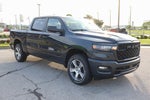 2026 RAM 1500 Express 4x4 Crew Cab 5'7 Box