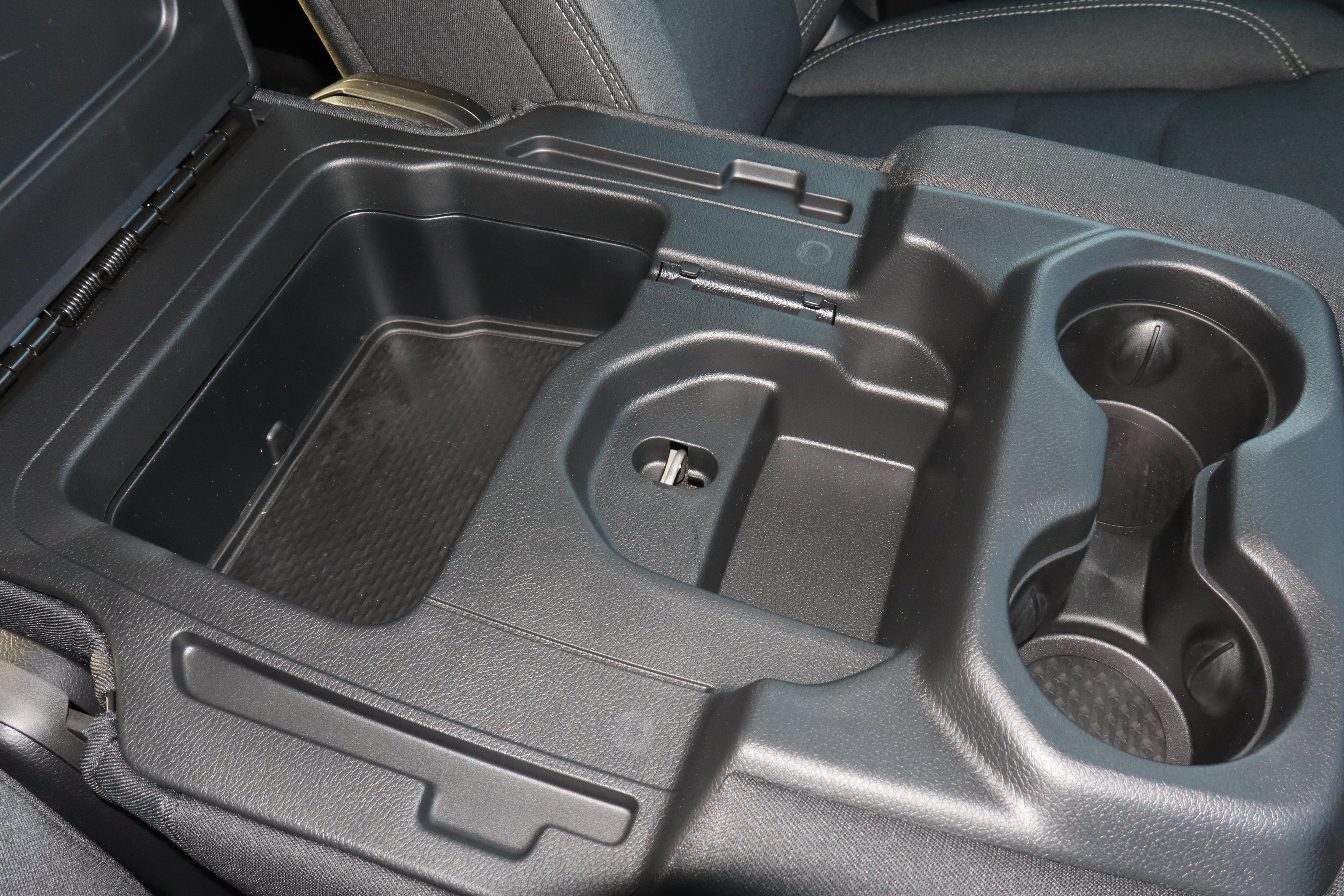 2026 RAM 1500 Warlock 4x4 Crew Cab 5'7 Box