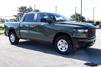2026 RAM 1500 Tradesman 4x4 Crew Cab 5'7 Box