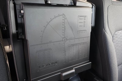 2026 RAM 1500 Express 4x4 Crew Cab 5'7 Box