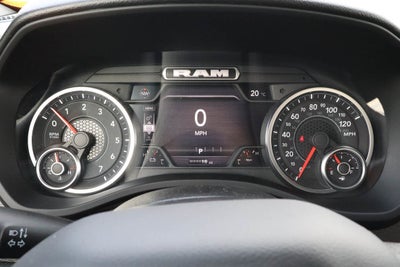 2026 RAM 1500 Express 4x4 Crew Cab 5'7 Box