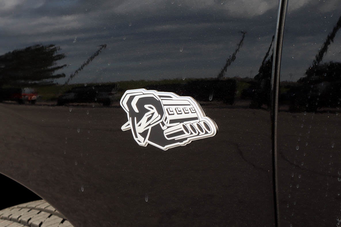 2026 RAM 1500 Express 4x4 Crew Cab 5'7 Box