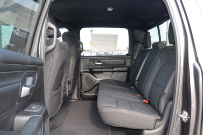 2027 RAM 1500 Express 4x4 Crew Cab 5'7 Box