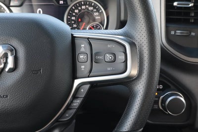 2027 RAM 1500 Express 4x4 Crew Cab 5'7 Box