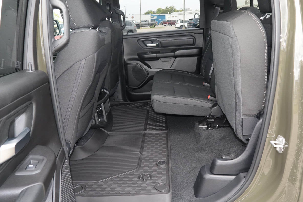 2027 RAM 1500 Warlock 4x4 Crew Cab 5'7 Box