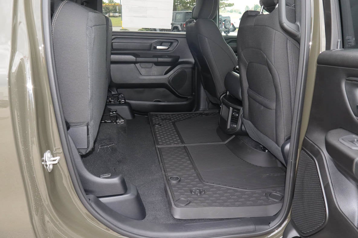 2027 RAM 1500 Warlock 4x4 Crew Cab 5'7 Box
