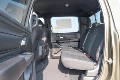 2027 RAM 1500 Express 4x4 Crew Cab 5'7 Box