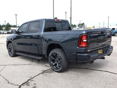 2026 RAM 1500 Express 4x4 Crew Cab 5'7 Box
