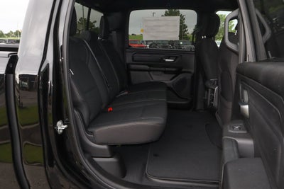2026 RAM 1500 Express 4x4 Crew Cab 5'7 Box