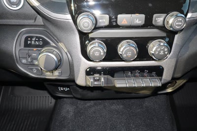 2026 RAM 1500 Warlock 4x4 Crew Cab 5'7 Box